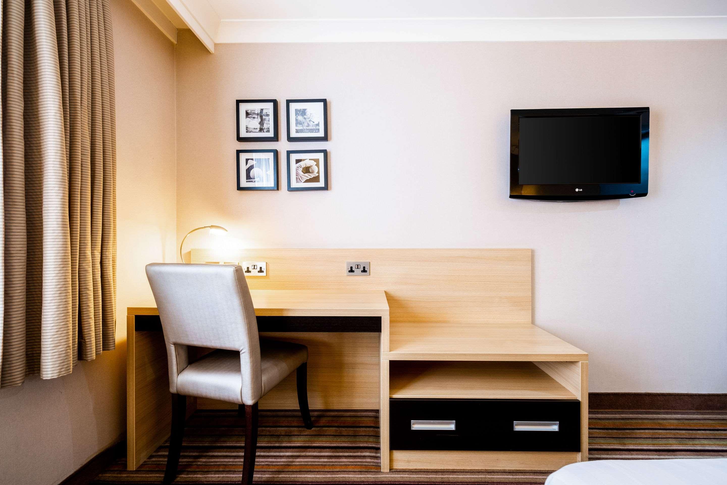 แคลเรียน คอลเลคชั่น โฮเต็ล เซนต์ อัลเบิน ซิตี้ เซ็นเตอร์ Hotel St Albans ภายนอก รูปภาพ